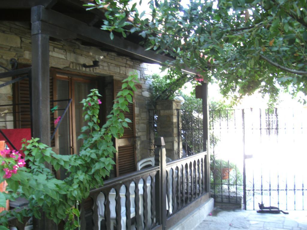 Papatzikos Traditional Guesthouse Neos Marmaras Exterior foto
